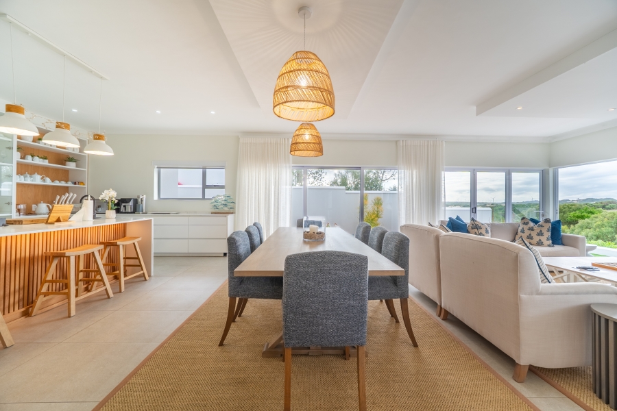 5 Bedroom Property for Sale in St Francis Links Eastern Cape